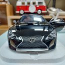 1/18 오토아트 렉서스 LC500 이미지