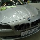 BMW 자동차 깨어진유리 유리복원(차유리용접) 이미지