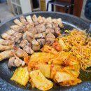 돼지나라 | 가평 읍내 숨은 고기 맛집, 현지인들이 가득한 가성비 제대로 늦게까지 영업하는 곳 - 돼지나라