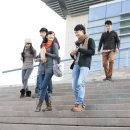 공공도서관 앞 이미지