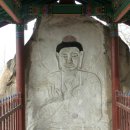 굴암사마애선각좌불상 이미지