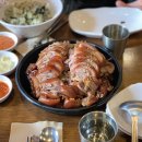 홍대 칼국수와 족발 이미지