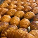 마카로너테이블 | 진주 초전동 맛집!! 디저트카페 마카로너테이블에서 찐맛 소프트소금빵을 종류별로 즐겨보아요^^ 역시는...