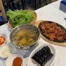 전주여행맛집 오원집 본점 김밥쌈과 연탄불돼지구이 / 중독성 있는 맛