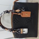 LOUIS Vuitton (가) 새것 350불 이미지