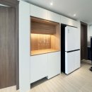 e편한세상 장유2차 | 김해 김치냉장고장 리폼 장유이편한세상 로봇청소기 수납가능한 홈카페장 디자인