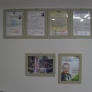 버스정류장 옆 이미지