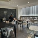 오렌지와 연필 앞 이미지