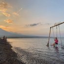 하얀산호 민박 | 발리 한 달 살기 2편 – "아메드에서 인생 노을을 만나다"