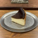 GS25 홍대동교점 | 홍대입구 카페 ‘재신 동교’ :: 홍대카페 조각케이크 딸기케이크 연말케이크 예약 찐찐맛집 재방문 추천