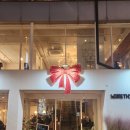 강남대로109길 102 (2) | [신논현역카페] 강남에서 만나는 크리스마스 감성, 썸띵어바웃커피 방문 후기