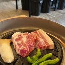 흑돼지김치찌개 - 금천구 디지털로9길 32 | 흑돼지김치찌개