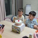 엄마 아빠 품 속 작은별 영상이에요☺️ 이미지