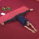 청춘 요가 이미지