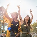 패션의상 이미지