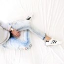 하얀운동화 이미지