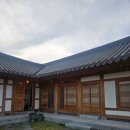 달을 품은 한옥 이미지