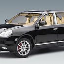 1:18 / Autoart / Porsche Cayenne Turbo 구합니다 이미지