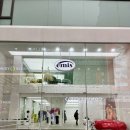 명동의류 | 명동 이미스(EMIS) 매장 명동플래그십 스토어 방문 후기 | 모자, 가방, 헤어악세사리, 의류