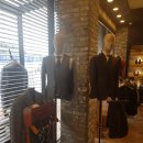 더 슈트(The SUIT) 이미지