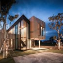T HOUSE