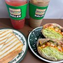 달리는커피(샌드위치) | 달리는커피 샌드위치 솔직 후기 케이준치킨 샌드위치 햄치즈토스트 라떼 수박주스