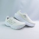 허문공원 | 2026 봄 패션 피플은 이미 다 샀다? 품절 대란 예상 벚꽃놀이 스니커즈 TOP 4