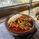 산우리 - 강릉시 | 남한산성 맛집 단풍나들이 숲속뷰 닭볶음탕 산우리, 굴보쌈 서비스?!