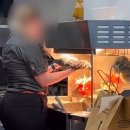 이런 용도였어 감자튀김 보온기에 걸레 말리는 호주 맥도날드 직원 기사 이미지