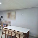파로마가구 앞 | [용인 어정가구단지] 6인용 포세린 세라믹 식탁 설치 사진 (파로마가구)