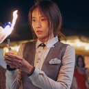 엑시트 | 엑시트 후기 | 조정석X윤아의 완벽 탈출극. 위기 속에서도 웃긴다!