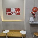 교대역 13번출구 쪽 횡단보도 | [서초구/카페] 교대역 직장인 점심후식 젤라또 맛집 '아가젤라또 서초교대점’｜내돈내산 후기