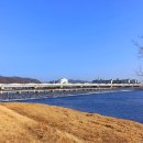 강변축구장 이미지