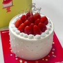 퀸 | 뚜레쥬르 홀리데이 스트로베리 퀸 케이크 후기｜크리스마스 딸기 생크림 추천