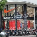 [호치민 쇼핑] 슈퍼스포츠 아울렛 매장(SUPERSPORTS OUTLET STORE) 클리어런스 세일(브랜드 신발 70...