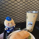 중앙동277 | 스타벅스 메뉴 베이컨시저치킨샌드위치 후기 feat. 이달의샌드위치 +가격 영양성분 데우기