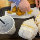 맘스터치 팔용점 이미지