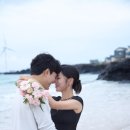 바다숨소리 | 흐린 날의 낭만, 7월 제주 바다 웨딩스냅 촬영 후기와 자연스러운 포즈 팁