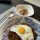 (주)다우린 | 손빠닭발 라페 맛집 / 홍대 스타벅스 리저브 매장 후기 /스타벅스 신메뉴 플랜트베이스 미트볼샌드위치...