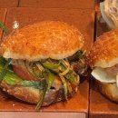 아임테크 | 아임도넛 성수점 웨이팅 꿀팁 대기시간, 메뉴, 굿즈 총정리