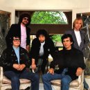 The Traveling Wilburys - Handle With Care 이미지