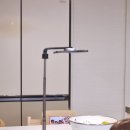 스마트폰 기초부터 일상 브이로그까지 | 일상 브이로그 필수템, 맥세이프 엘바 셀카봉삼각대 EV-7 후기