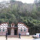 화엄사주차장 화장실 이미지