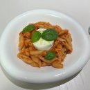 토마토 바질 파스타 레시피! 부라타 치즈를 곁들인 나폴리 맛피아님의 이탈리아 정통 파스타 만드는 법