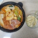 명가굴국밥본점 | [12월은 또 뭘 그리 먹었냐] 이러니까 살이찌지😕