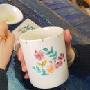 힐링이 되는 도자기 핸드페인팅 이미지