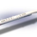 T-Square의 멤버인 T-Square 의 멤버인 타케시 이토가 사용하는 EWI(Electric Wind Instrument)의 사진입니다. 이미지