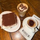 계룡로500번길 | [대전 갈마동 카페] 유럽 감성 분위기 카페 : 프랭크커핀바 대전갈마점