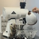 러너커피로스터스(RUNNER COFFEE ROASTERS) | 자양동 로스터리카페 커피 향이 기억에 남았던 아드프커피로스터스