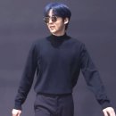 🐶 Day 1 정윤호 입덕 계기 + 선글라스 낀 사진 🏴‍☠️ 이미지